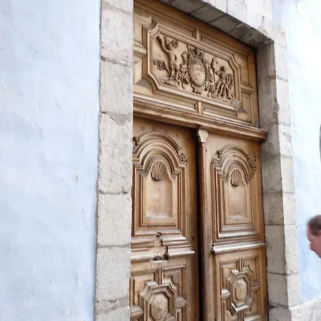 Maison Du Pape